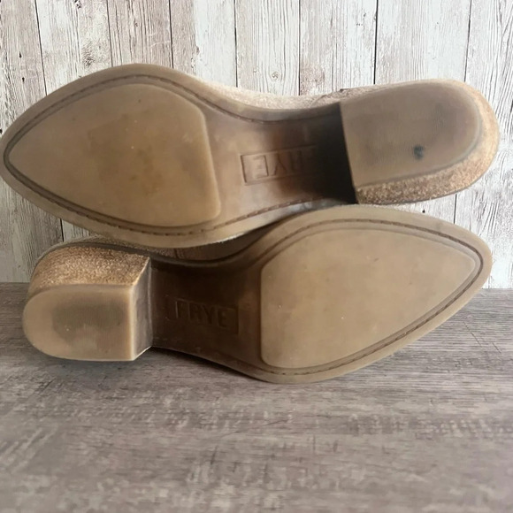Frye Suede Ankle Boots Pointed Toe Size 6 - Picture 6 of 6